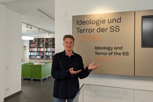 Öffentliche Führung in der Erinnerungs- und Gedenkstätte in Deutscher Gebärdensprache